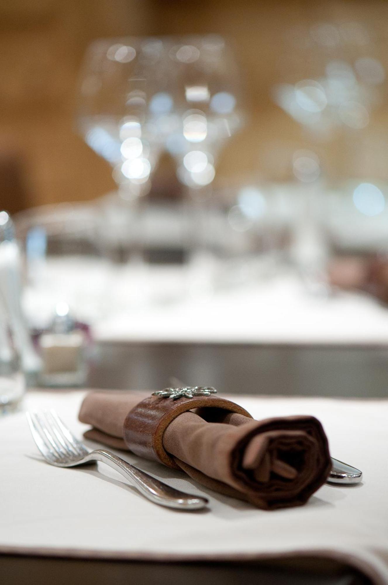 Hotel Du Commerce Thônes Dış mekan fotoğraf